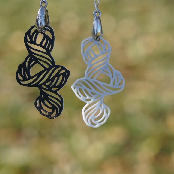 tie Knot Dangle Earrings w/ 925 Silver Hooks – Lightweight Medium 3D-Printed - Picture 5 of 5